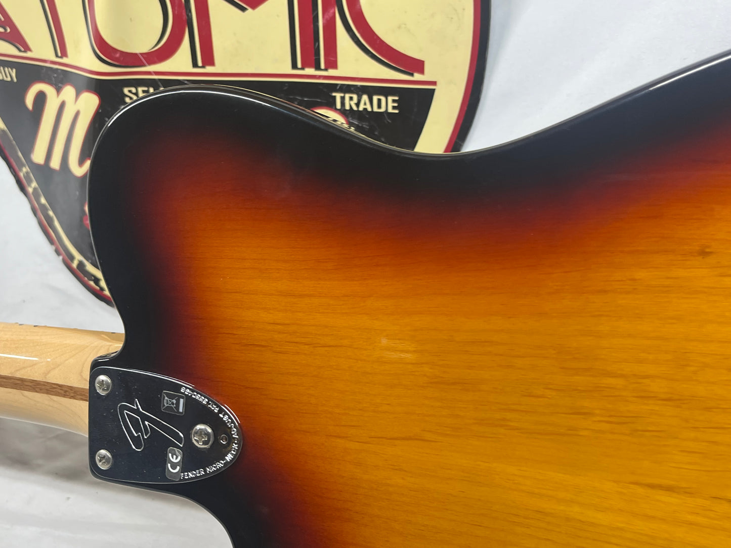 Fender Classic Series '72 Telecaster tele Custom Electric Guitar - 3-Color Sunburst