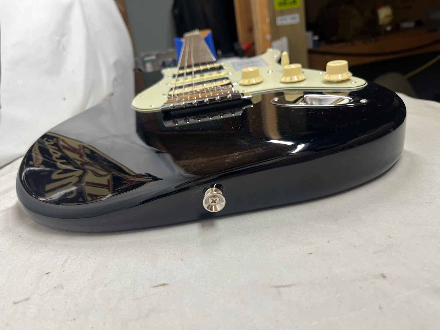 Fender 2024 Collection, Made in Japan Hybrid II Stratocaster Strat HSH - Black