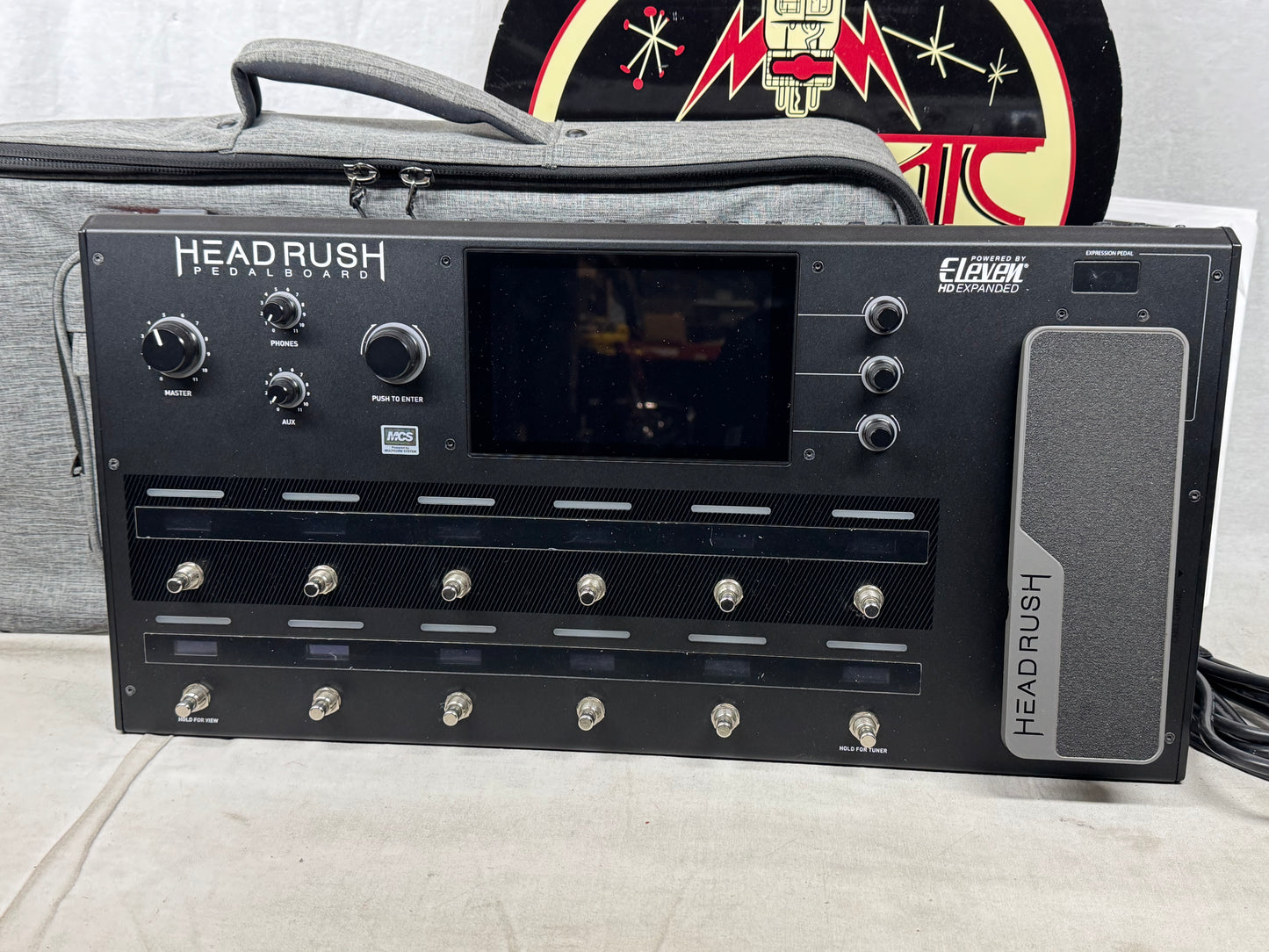 Headrush Pedalboard - Powered by Eleven / HD Expanded - Guitar Amp Modeler Multi-Effects Preamp Pedal with Soft Case