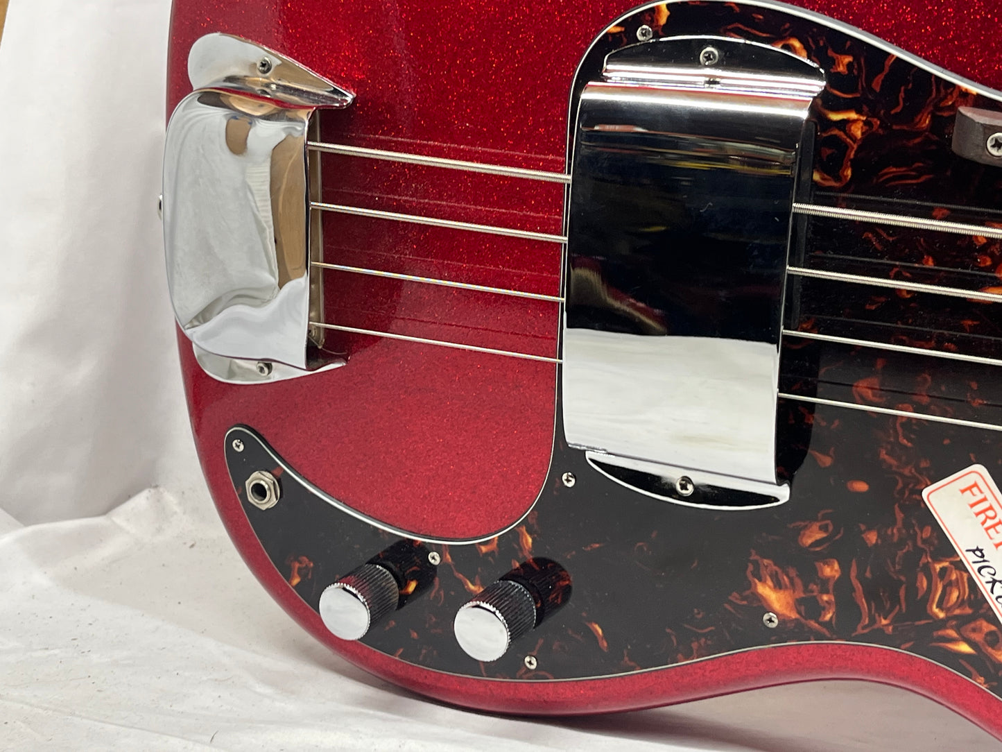 Memphis Doublecut 4-String P-Style Electric Bass