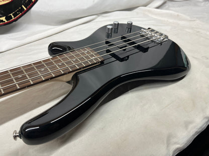 Fullerton 4-String Doublecut Electric Bass