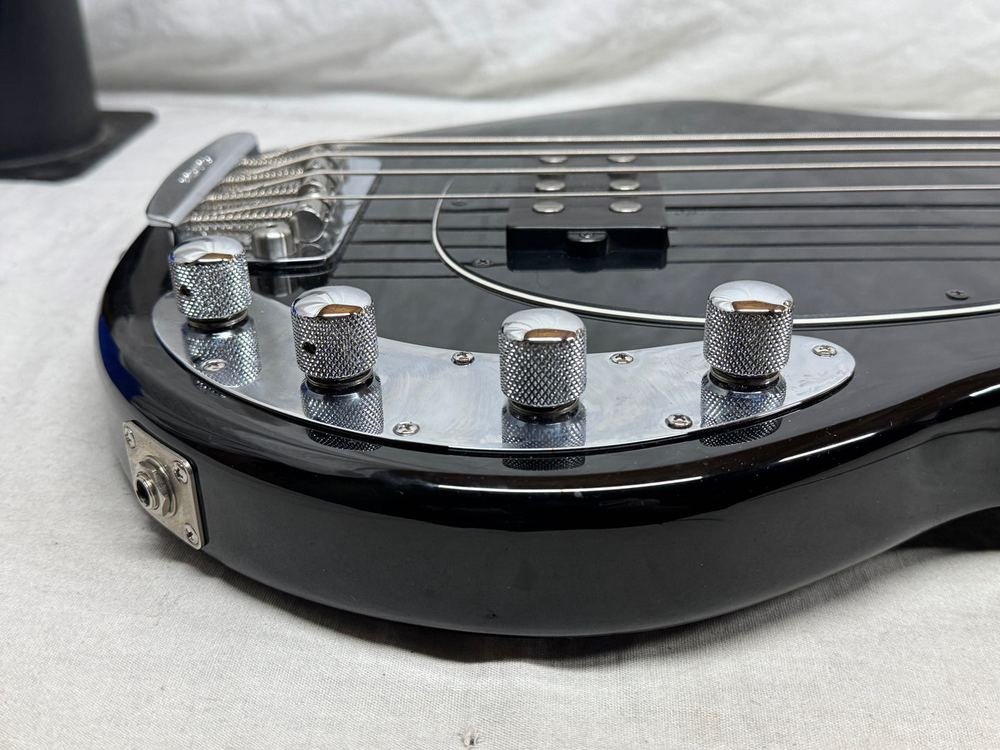 Ernie Ball Music Man Stingray sting ray 3 EQ H 3eq 4-string Bass with Case 2003 - Black / Maple neck