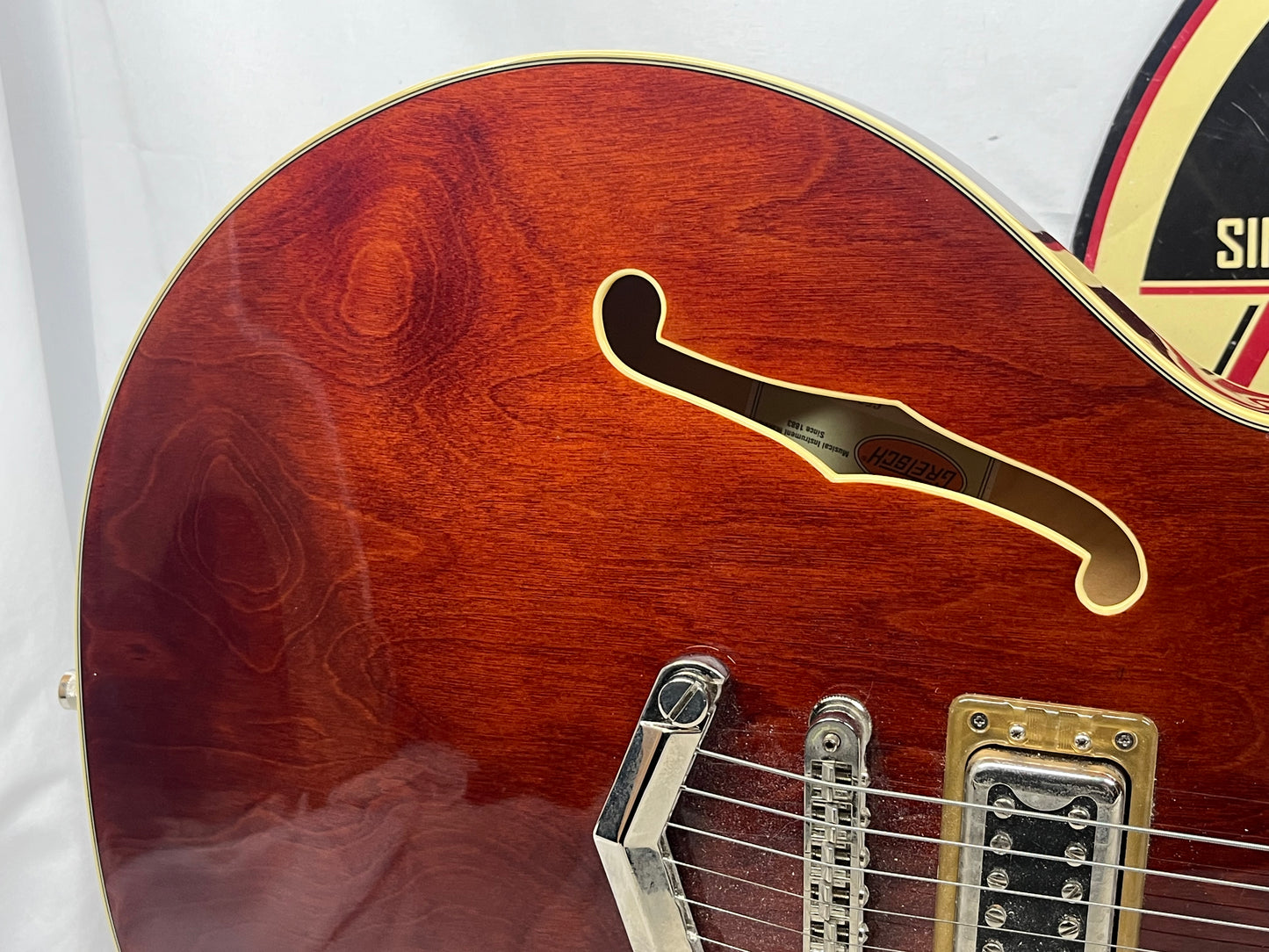 Gretsch G5622 Semi-Hollow Body Electric Guitar