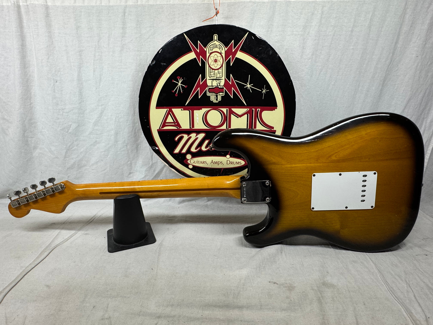 Fender USA '57 1957 Reissue Fullerton Stratocaster Guitar with Case 1983