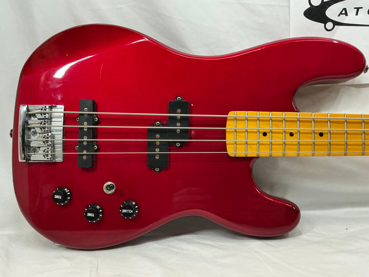 Kramer Striker 700ST Bass Guitar - Red