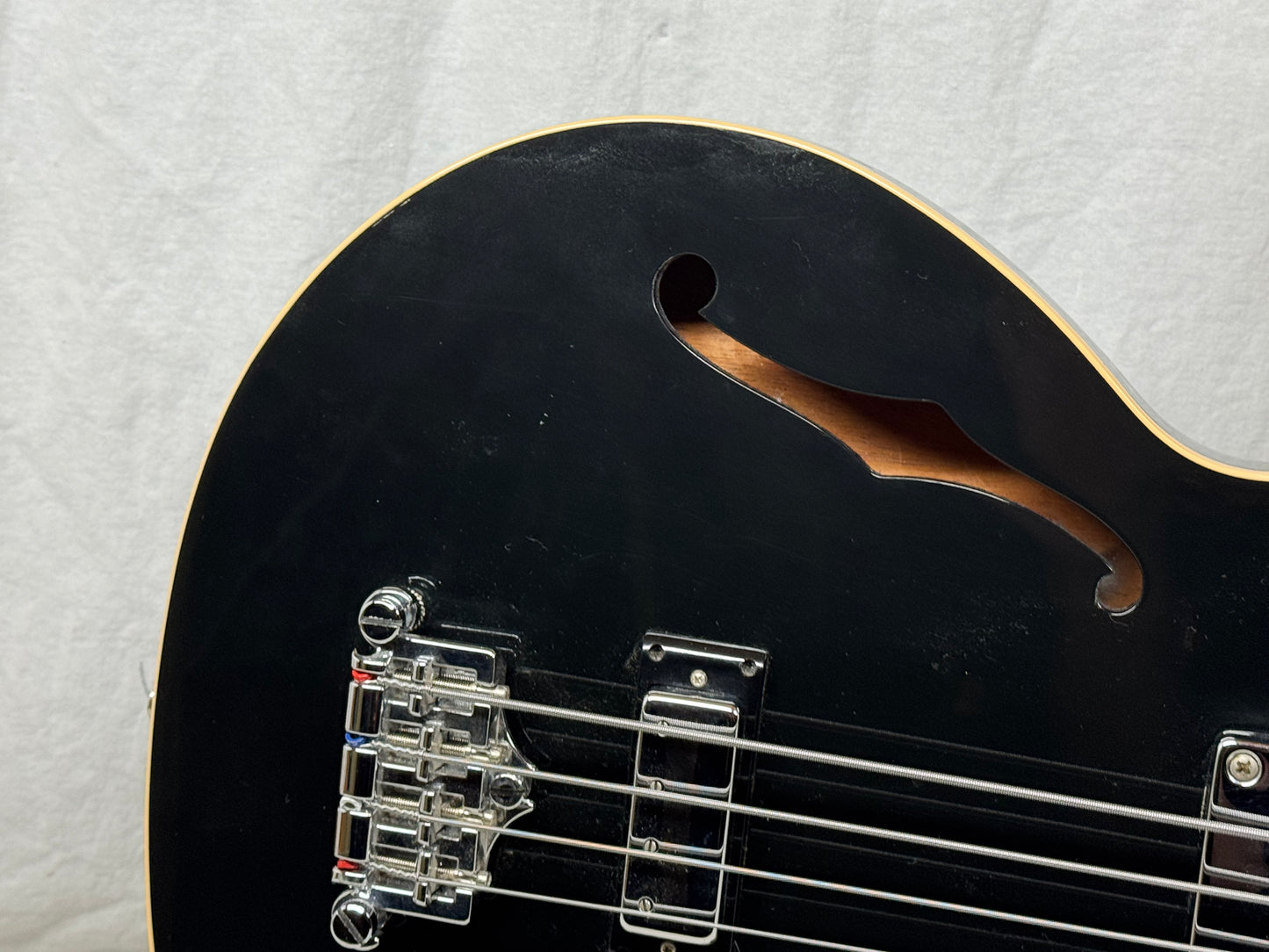 Gibson BADCEBCH1 Midtown Standard Semi-Hollowbody 4-string Bass with Case 2013 - Ebony / Black