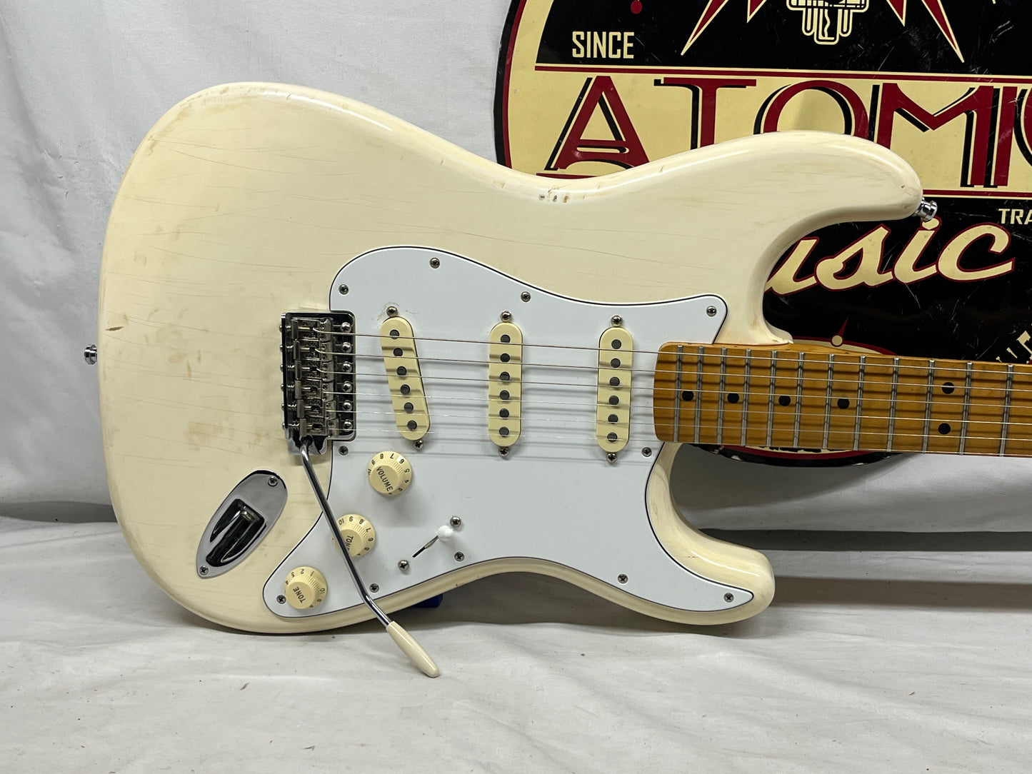 Fender Jimi Hendrix Stratocaster Strat Electric Guitar - Olympic White