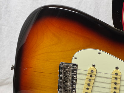 Fender ST-62 st62 1962 '62 Reissue Stratocaster Guitar - CIJ Crafted In Japan 2006 - 2008 - 3-Color Sunburst / Rosewood fingerboard
