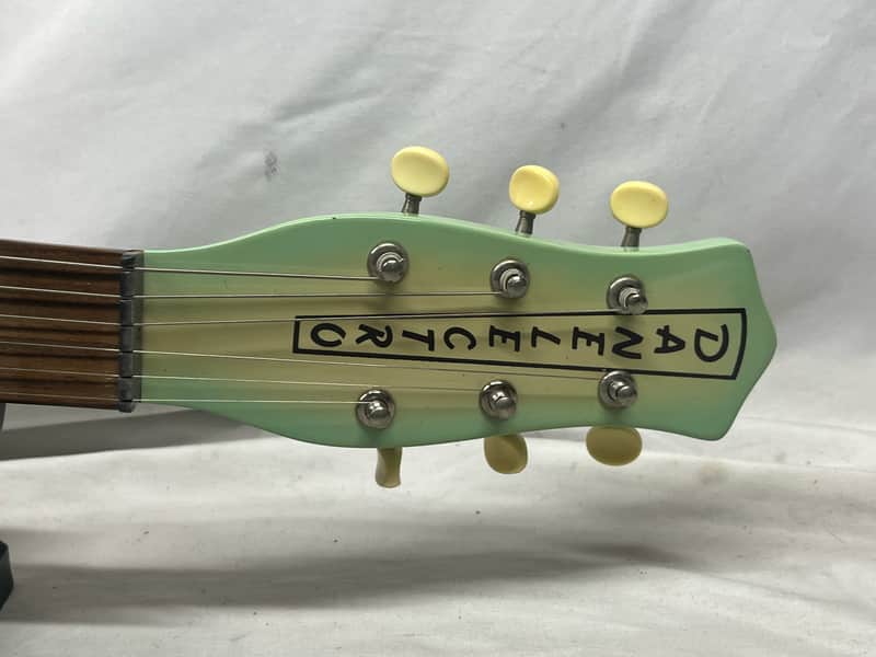 Danelectro 56-U2 Reissue Singlecut Electric Guitar - Image 7