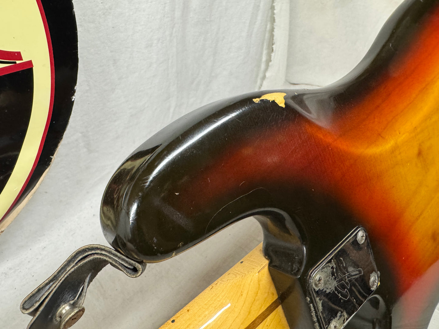 Fender PARTS BASS ? Fretless Precision Bass 4-string P-Bass with Case 1970s - 3-Color Sunburst / Maple neck