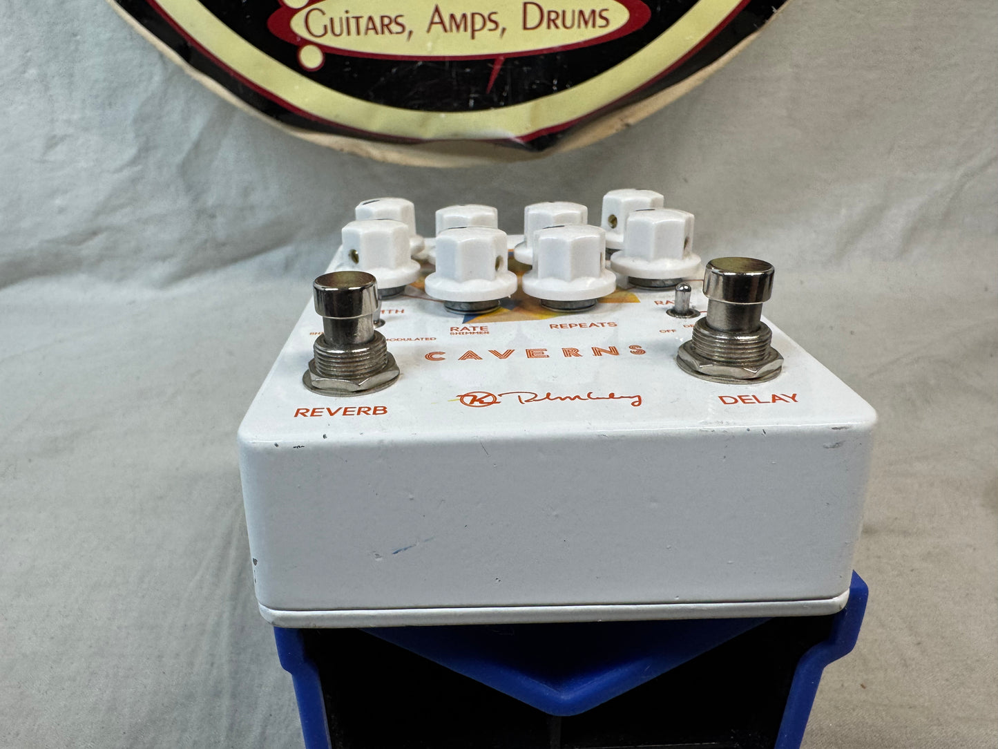 Keeley Electronics Caverns v2 Delay & Reverb Pedal