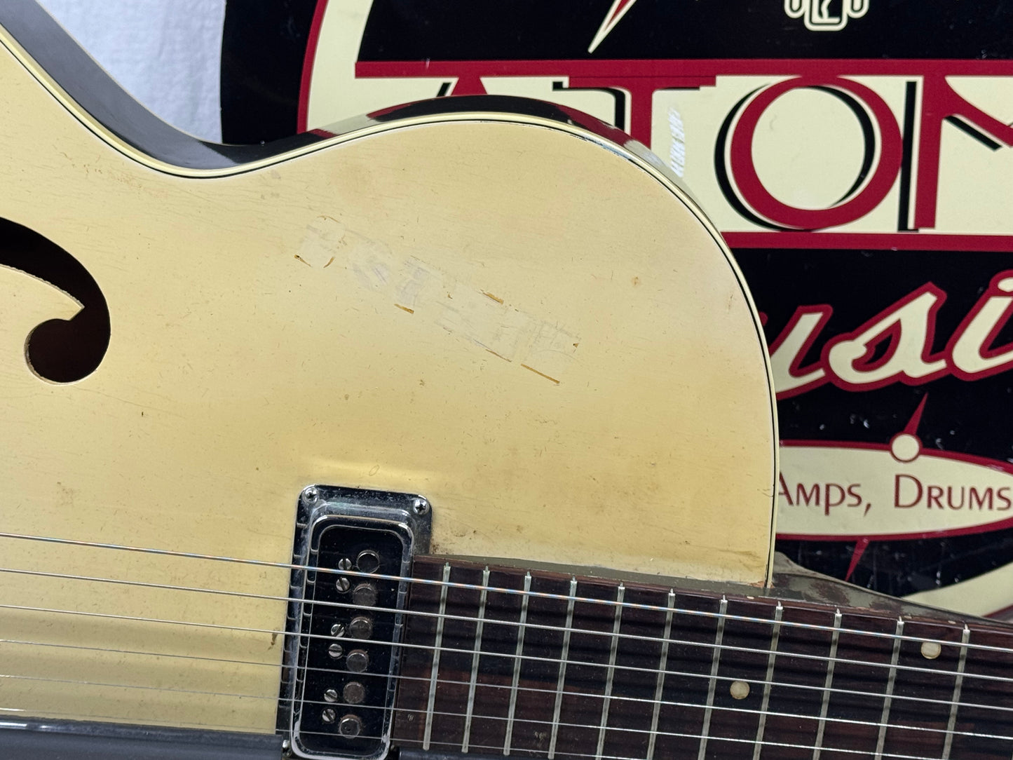 Gretsch USA 6187 g6187 Clipper Hollowbody Guitar with Case - neck/headstock repaired 1957 - Cream / Cadillac Green
