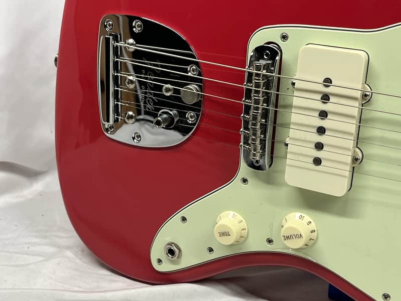 Fender American Professional Classic Jazzmaster Electric Guitar - Image 5