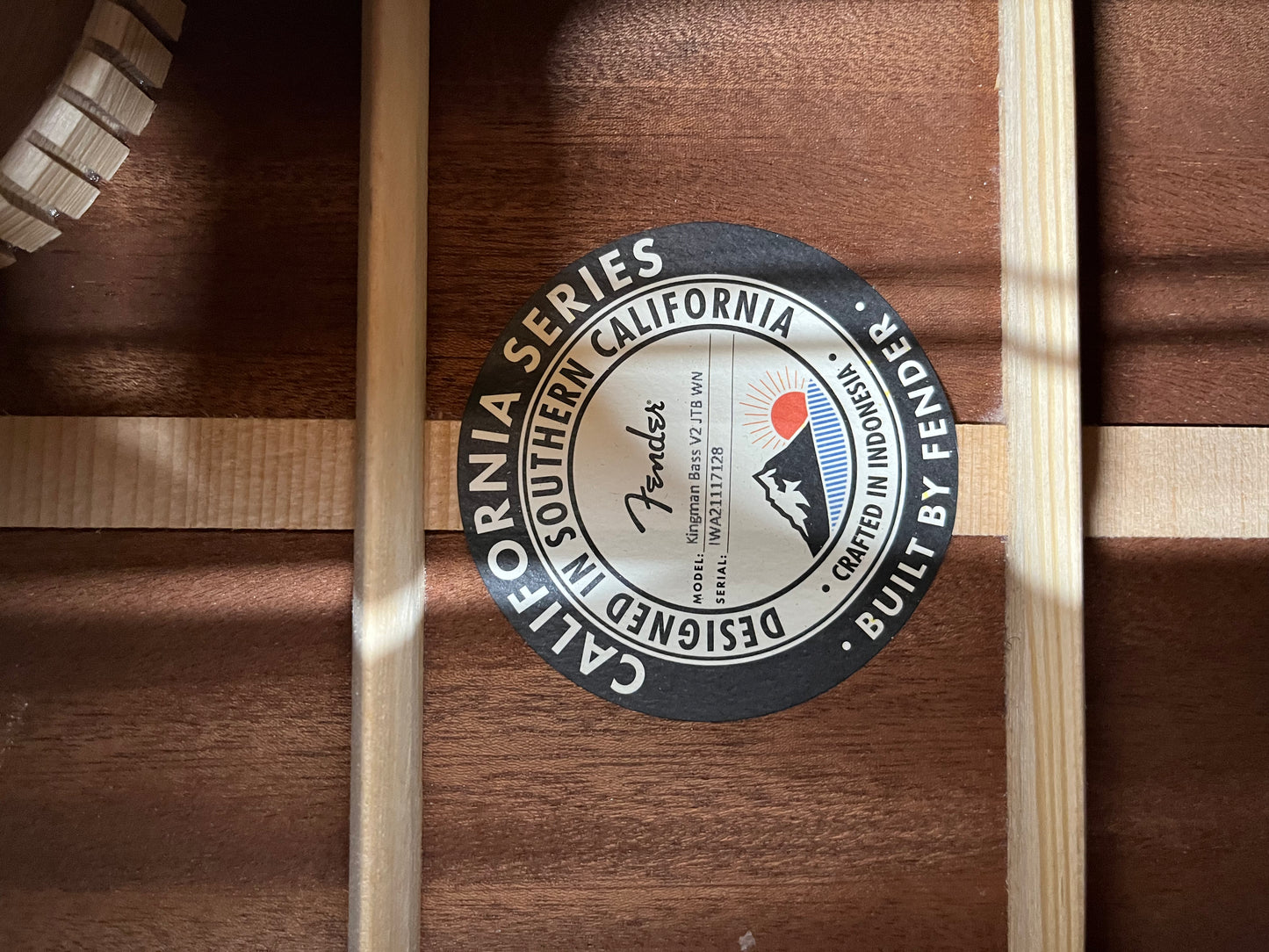 Fender Kingman V2 Acoustic Bass Guitar