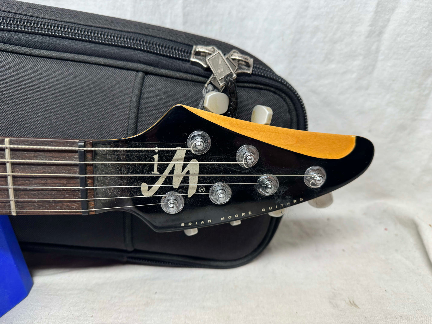 Brian Moore iM i2000 Series Model iGuitar8.13 iGuitar 8.13 Guitar with Roland Synth Access + Gig Bag - MIK Made In Korea 2001