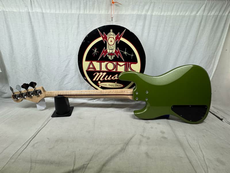 Partsbass Unknown neck on Sadowsky Body 4-string Bass - Image 7