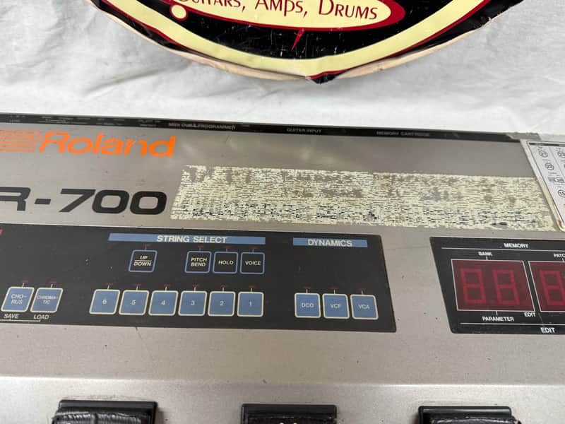 Roland GR-700 Guitar Synthesizer Module with Case - Image 14