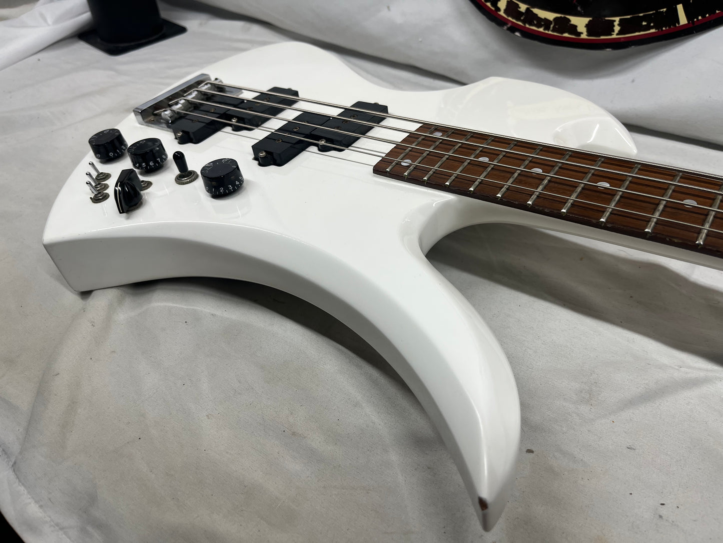 Burny Mockingbird 4-String Electric Bass