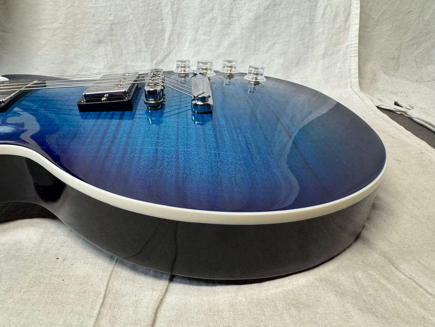 Gibson Les Paul Modern Figured Guitar with Case