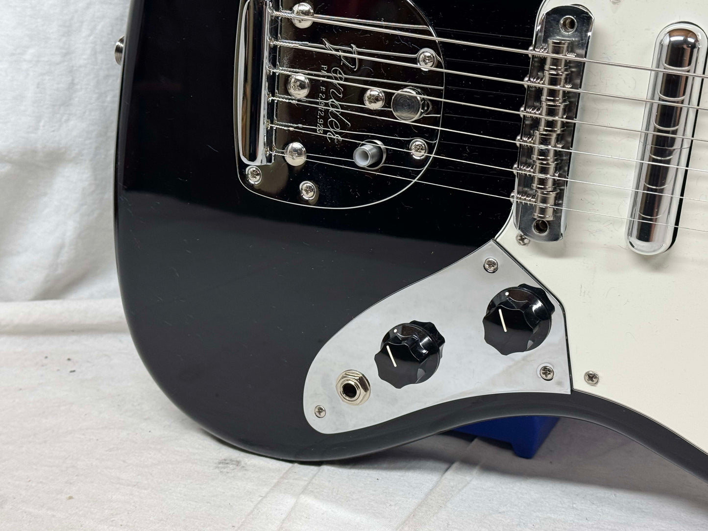 Fender Limited Edition Johnny Marr Signature Special Jaguar Guitar with COA + Case 2025 - Black / Rosewood fingerboard
