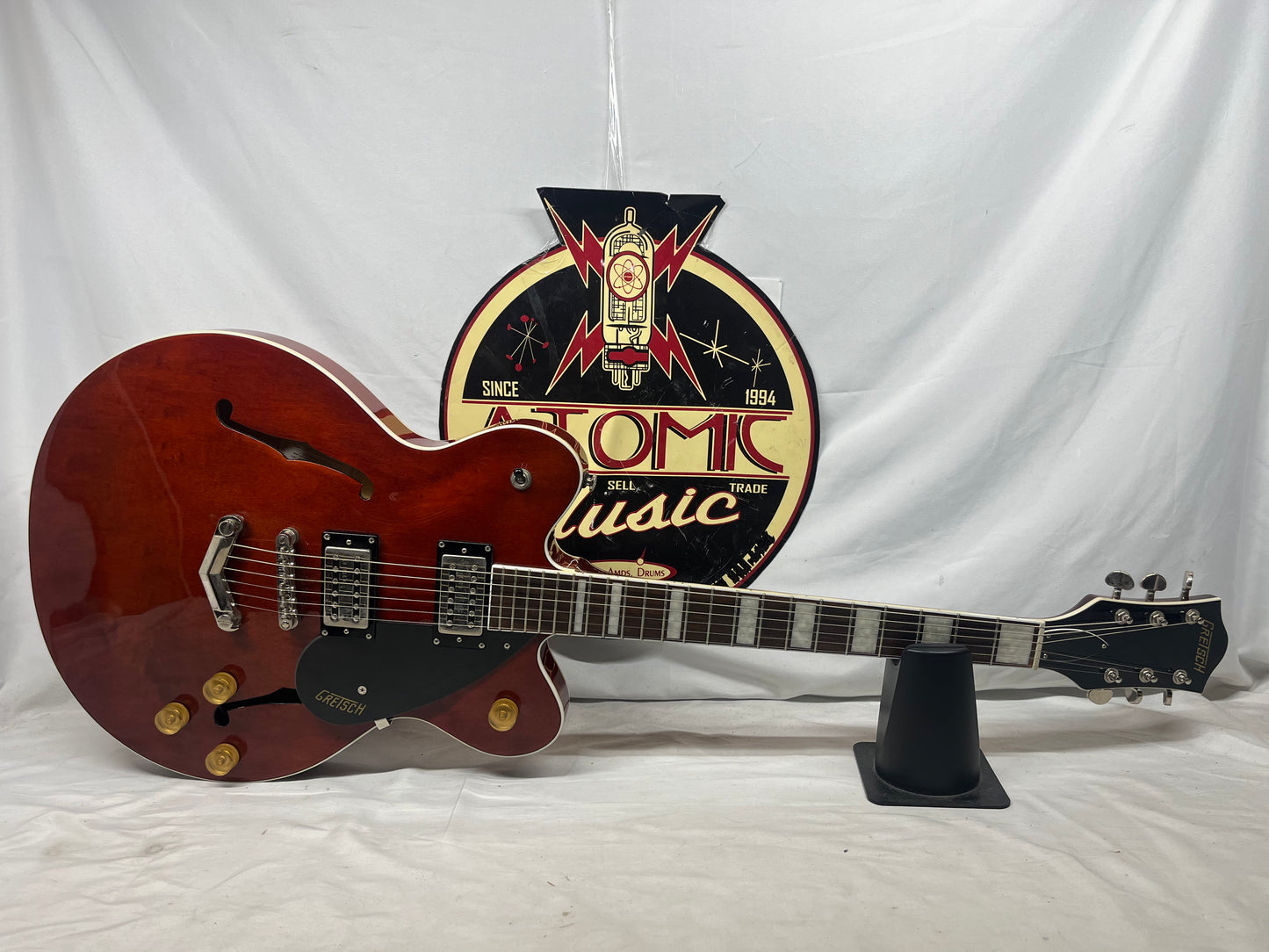 Gretsch Streamliner G2622 Semi-Hollow Body Electric Guitar