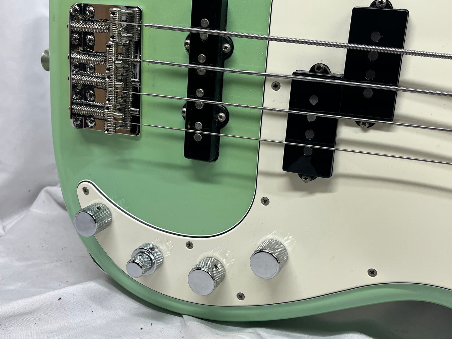 Fender GC Factory Special Run Precision Bass P-Bass Active 4-String Electric Bass - Sea Foam Green