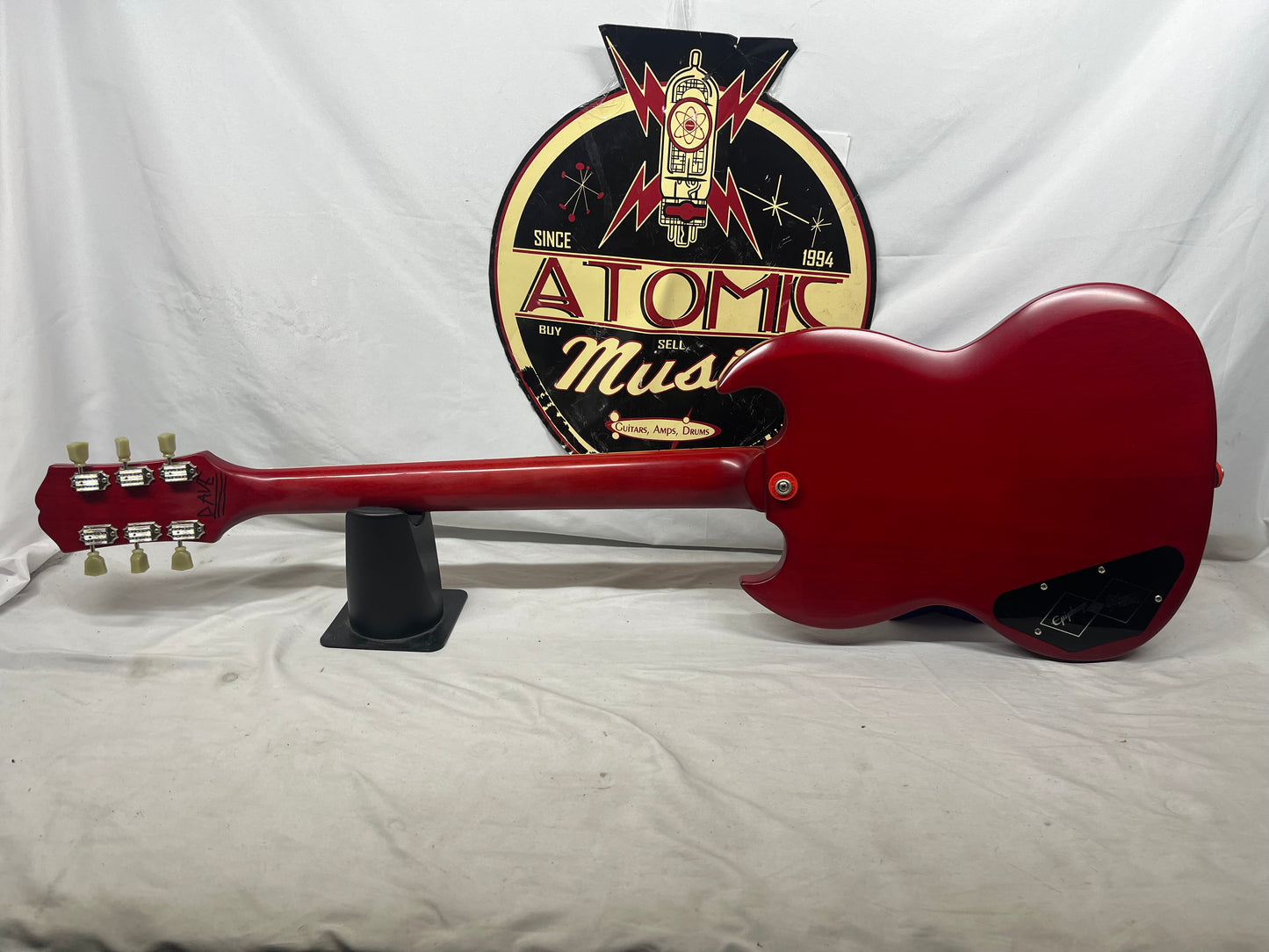 Epiphone 1961 Les Paul SG Standard - Aged Cherry with Case