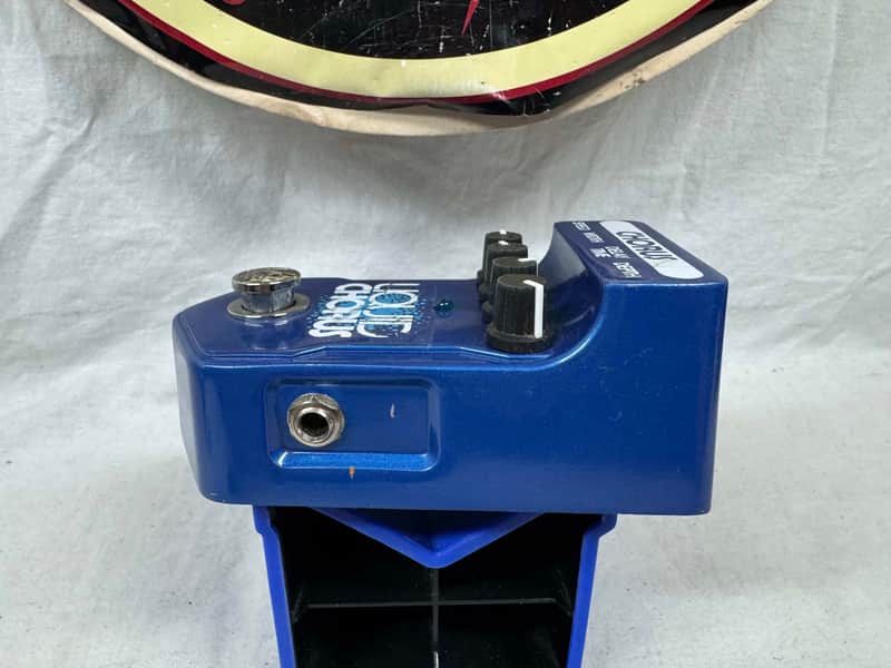 Visual Sound v2 Series Liquid Chorus & Echo Delay Pedal - Image 4
