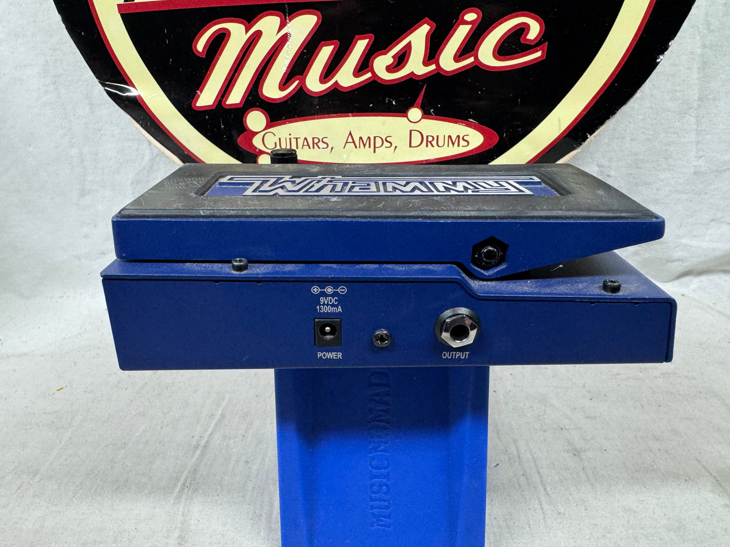 DigiTech Bass Whammy Octave Pitch Shifter Harmonizer Detune Pedal with Power Supply