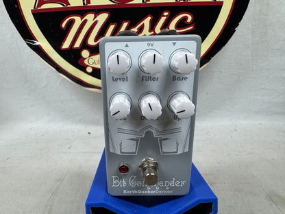 EarthQuaker Devices Bit Commander v2 Analog Octave Synthesizer Pedal