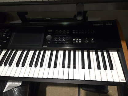 Korg Kronos 61 Keyboard - Local Pickup Only