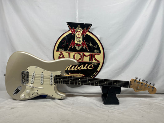 Fender American Standard Stratocaster Strat Electric Guitar - Blizzard Pearl
