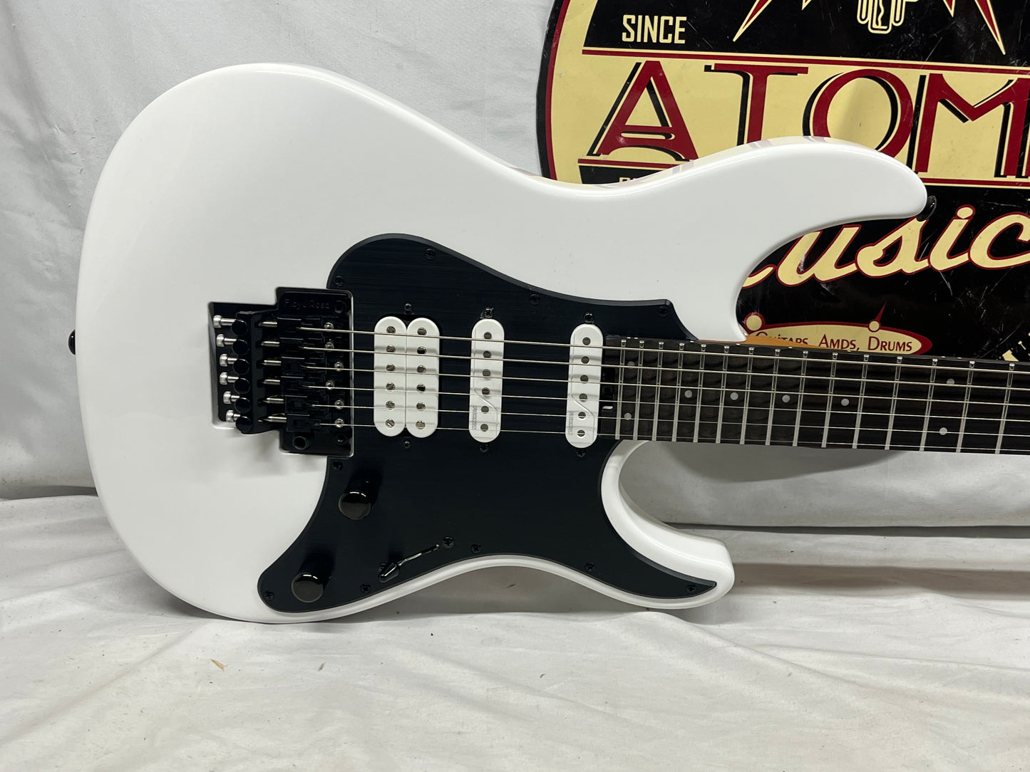 ESP LTD SN-1000 Floyd Rose HSS Doublecut Electric Guitar - Snow White