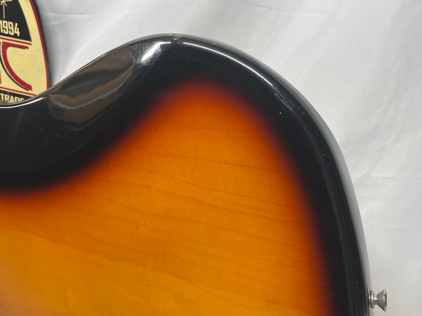 Fender Standard Jazz Bass V 5-String Electric Bass with Hard Case - Brown Sunburst