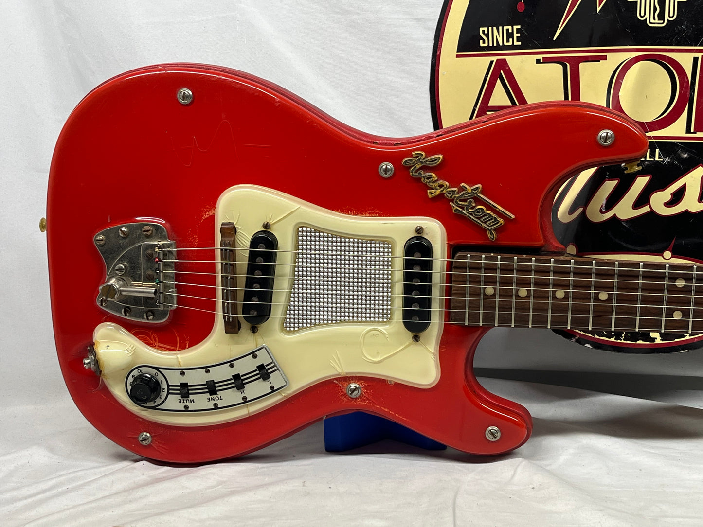 Hagstrom Kent Model I Doublecut Electric Guitar - Red