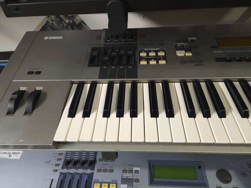 Yamaha Motif 6 Production Synthesizer - Image 2