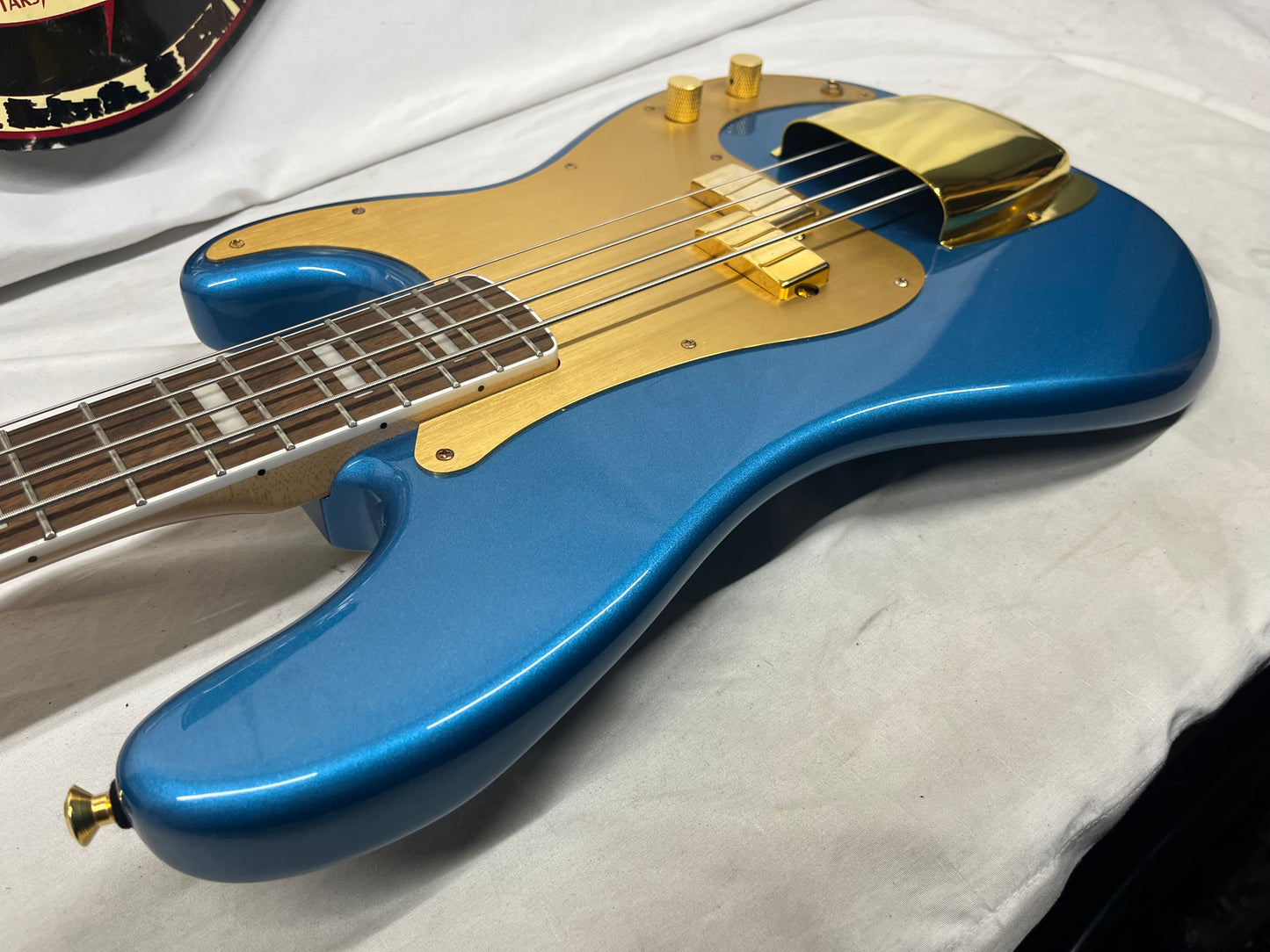 Squier 40th Anniversary 4-String Electric Precision Bass Gold Edition - Lake Placid Blue