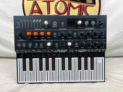 Arturia Microfreak 25-Key Algorithmic Hybrid Synthesizer - Image 2