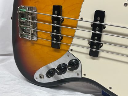 Fender Standard Fretless 4-String Electric Jazz Bass - Brown Sunburst