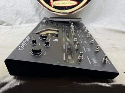 Headrush Pedalboard - Powered by Eleven / HD Expanded - Guitar Amp Modeler Multi-Effects Preamp Pedal with Soft Case