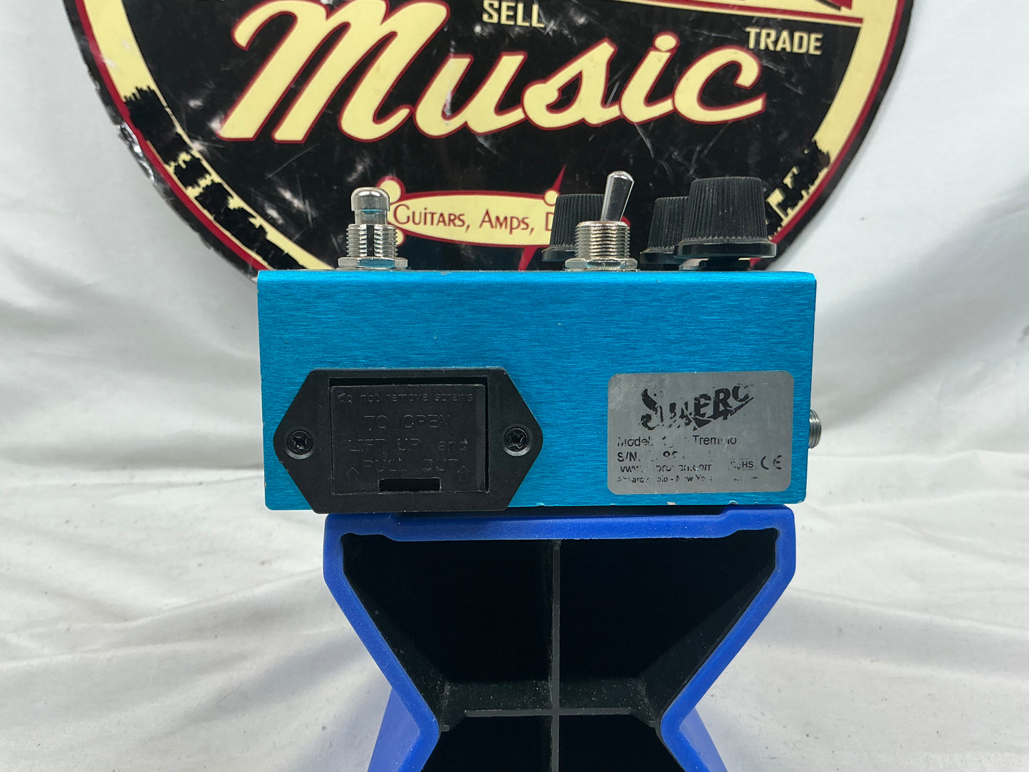 Supro Model 1310 Tremolo Pedal