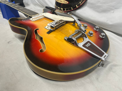 Vox Super Lynx Deluxe Hollow Body Electric Guitar with Hard Case - Sunburst