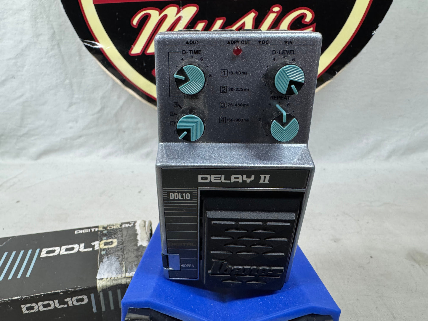 Ibanez DDL10 Digital Delay Pedal with Box - MIJ Made In Japan