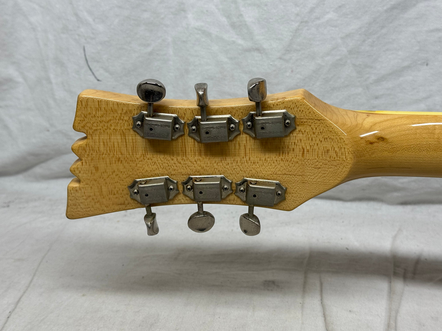 Mosrite The Ventures Guitar with Case