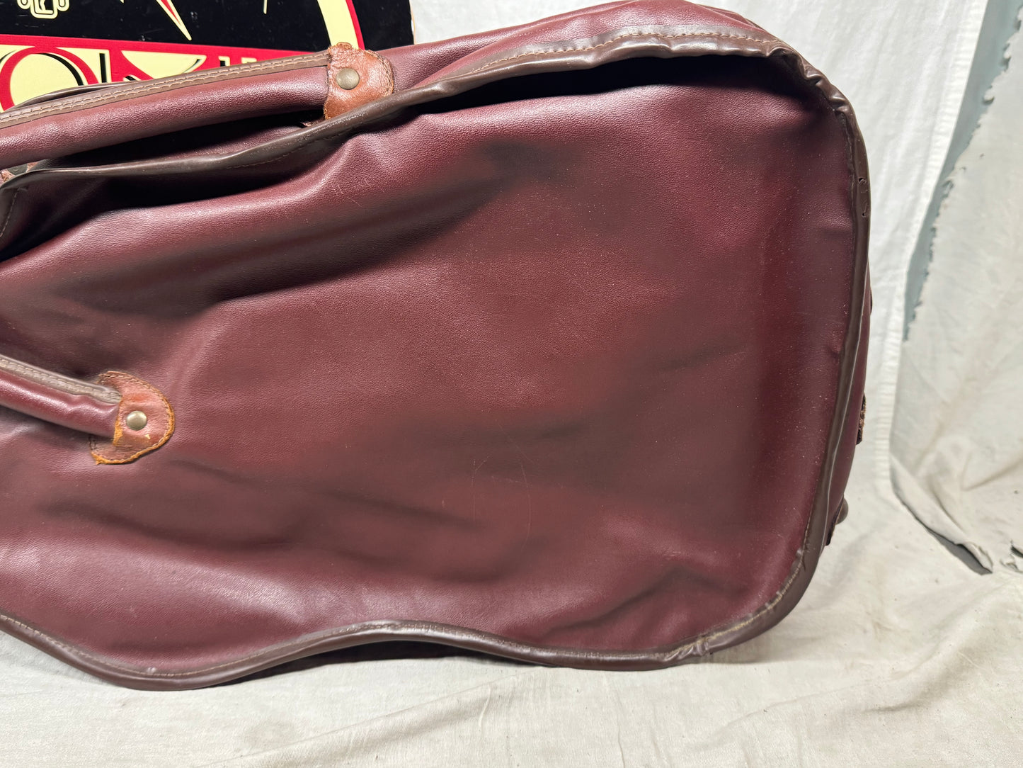 Victoria Vintage Plasti-Leather (Leather/Vinyl) Gig Bag 1950s - Brown