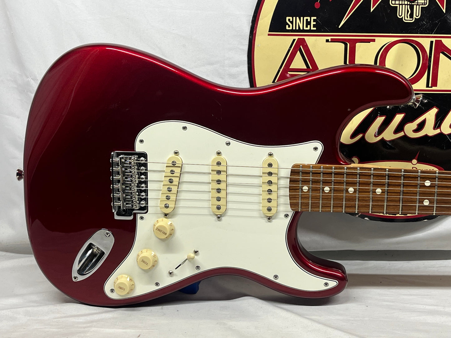 Fender Standard Stratocaster Strat Electric Guitar MIM - Made in Mexico
