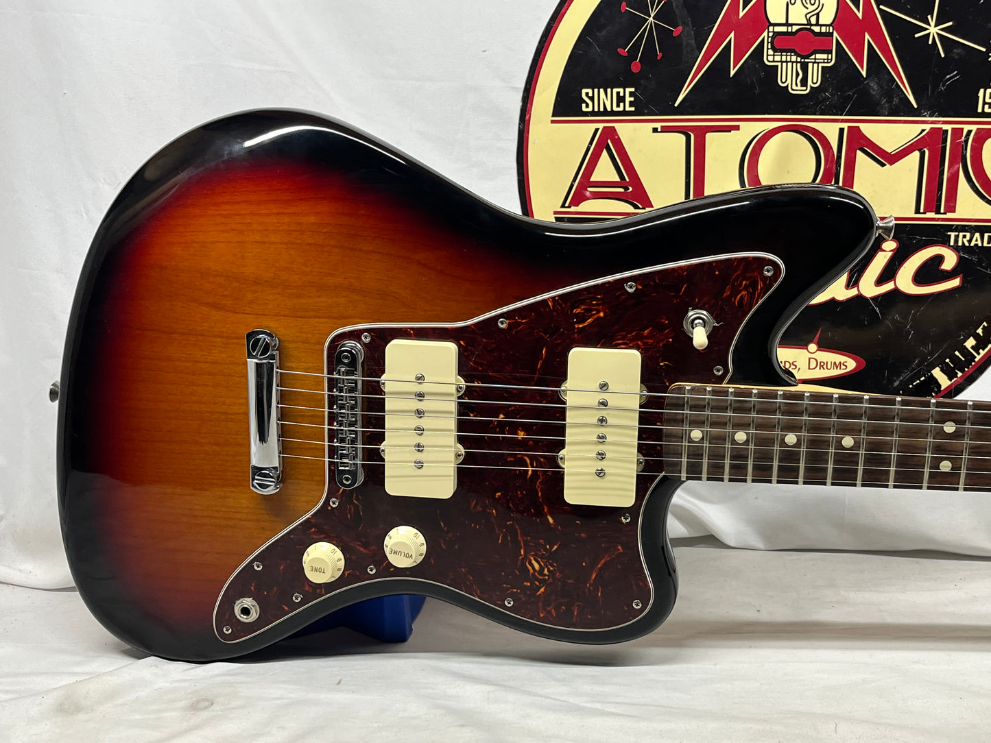 Fender American Special Jazzmaster Electric Guitar - 3-Color Sunburst