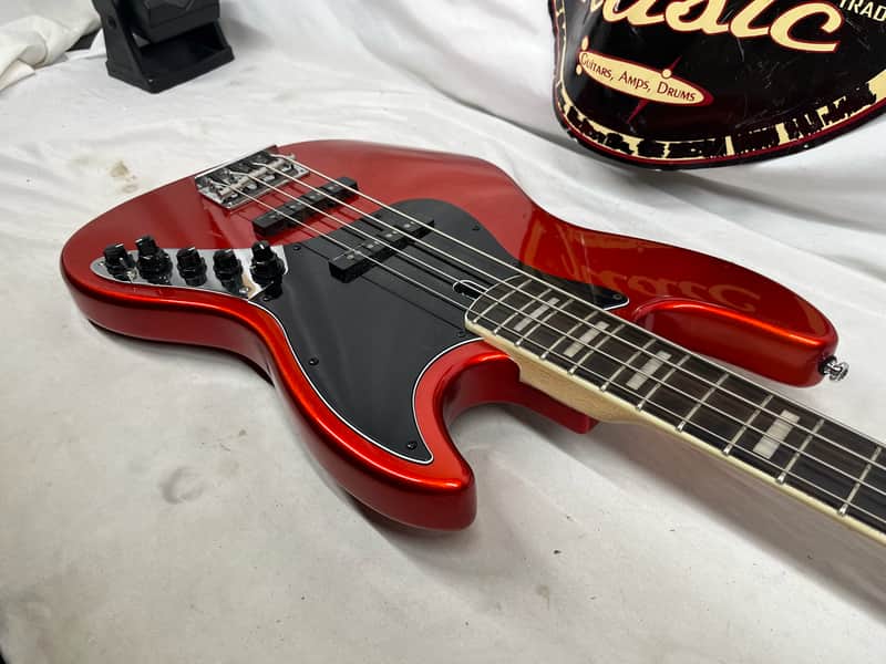 Sire Marcus Miller V7 4-String Electric Bass - Image 16