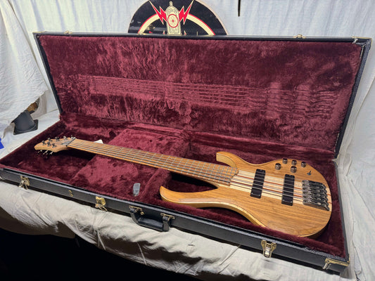 Ibanez BTB Series BTB676 btb 676 6-string Bass with Case 2013