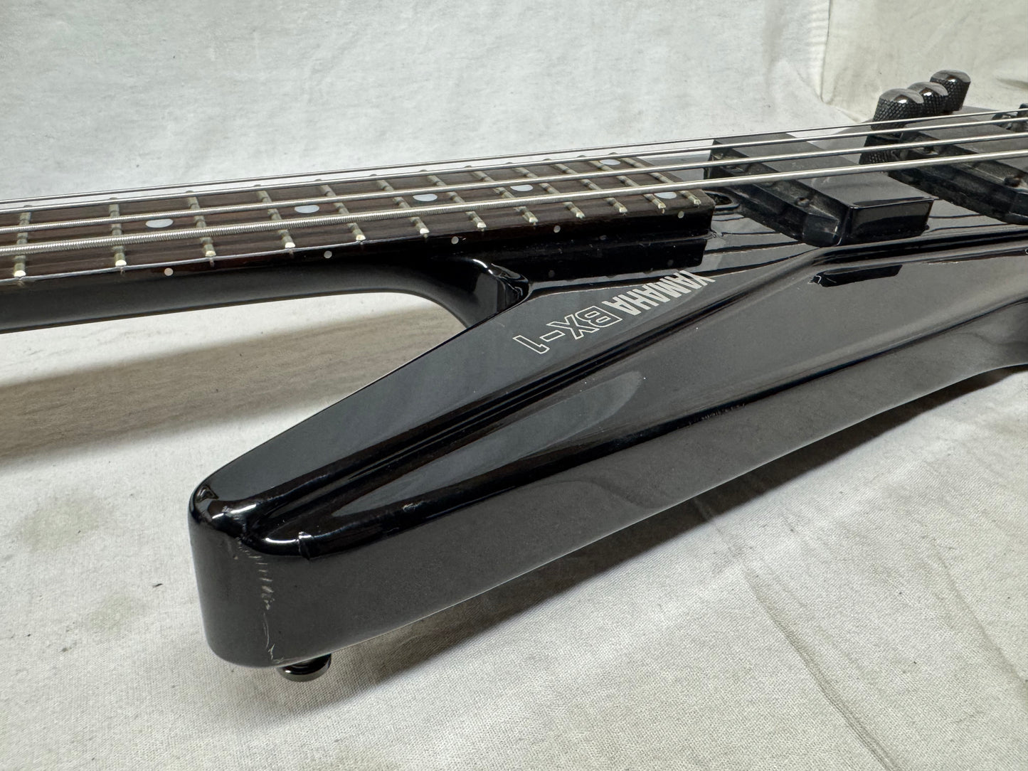 Yamaha BX-1 bx1 Headless 4-string Bass with Case - MIJ Made In Japan - Black
